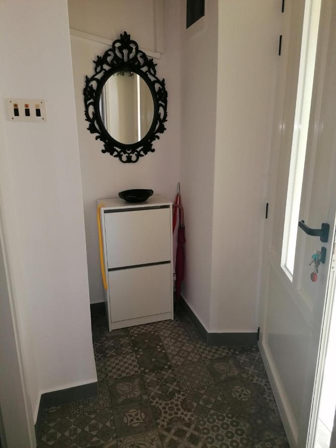 Two-Bedroom Apartment With Sea View,Big Terrase And Garden Stari Grad  Exteriör bild