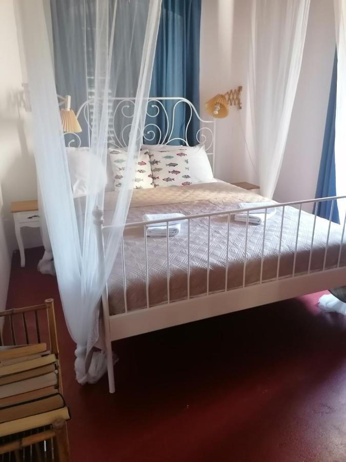 Two-Bedroom Apartment With Sea View,Big Terrase And Garden Stari Grad  Exteriör bild